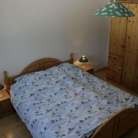 Residence Selika Leuk Bagian luar foto